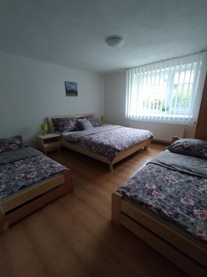 Apartman Karin Huty Exterior foto